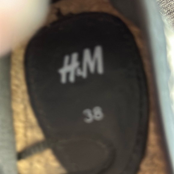 H & M Espadrilles Snakeskin - Picture 2 of 5